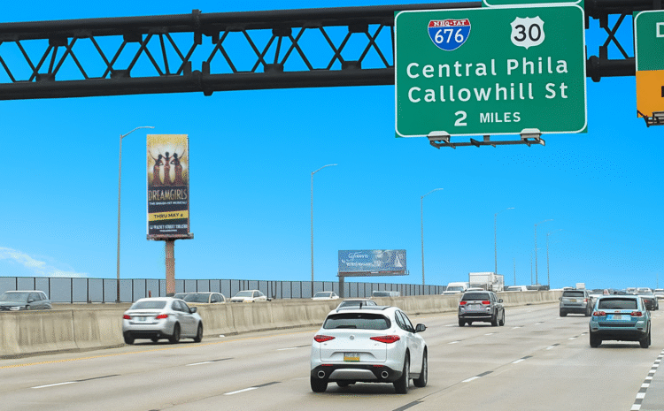  Why you should advertise on a VERTICAL billboard…